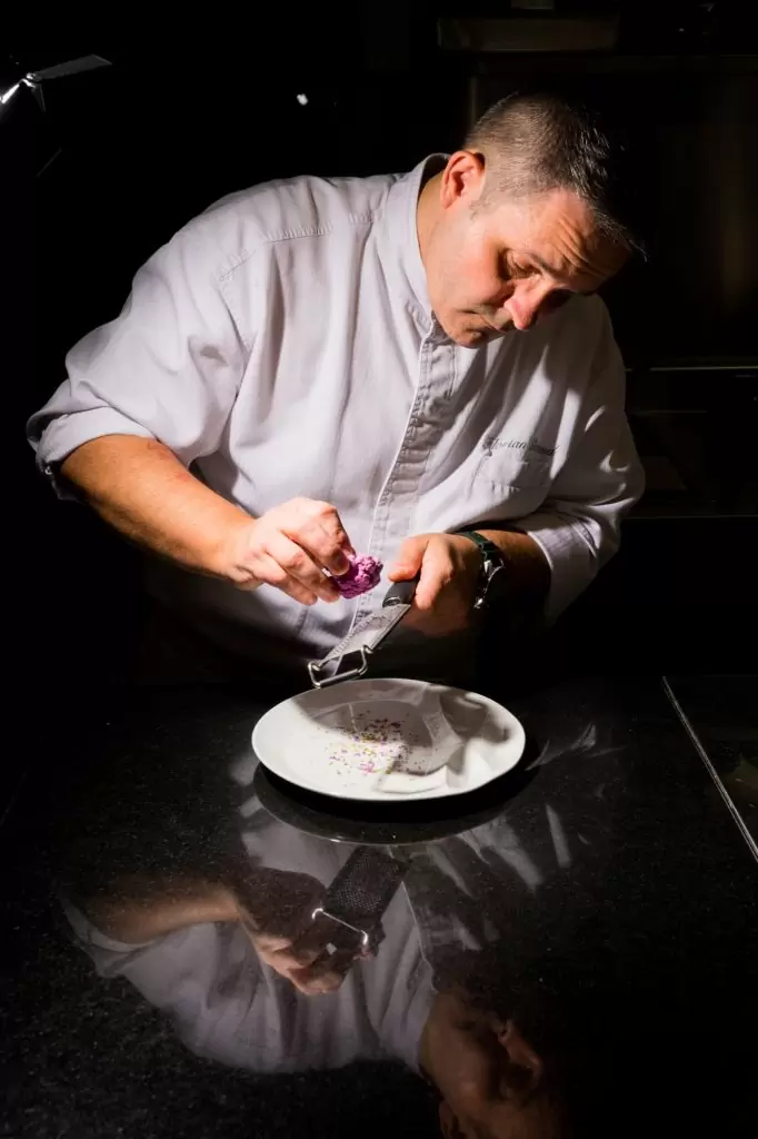relais-ozenay-restaurant-gastronomique-préparation
